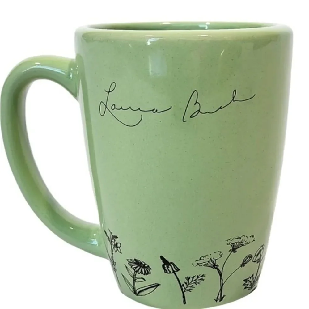 Laura Bush Signature 14oz mug. George W. Bush Presidential Center